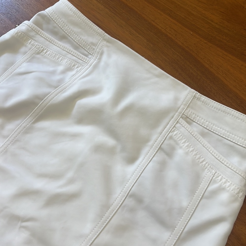 WHBM Perfect Form White Skirt size 4 - Picture 5 of 7